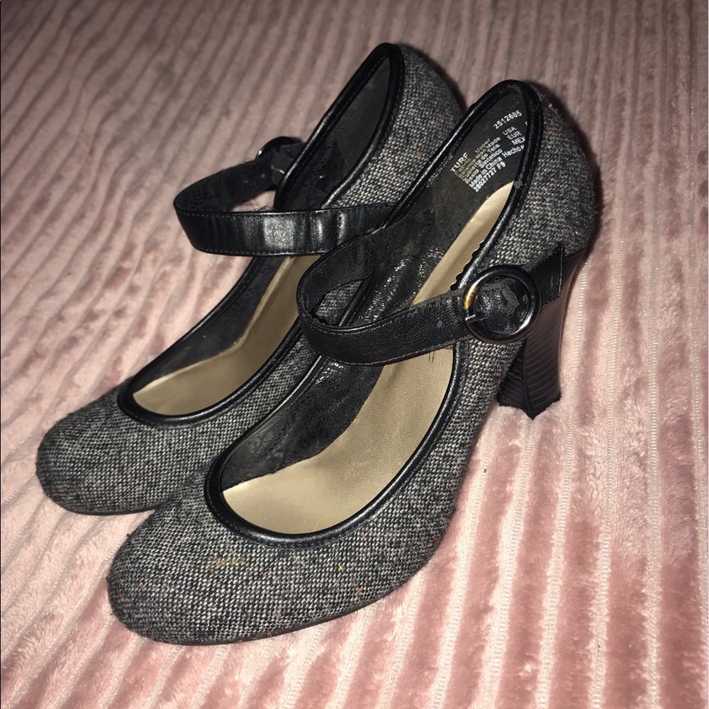 L.e.i Heels